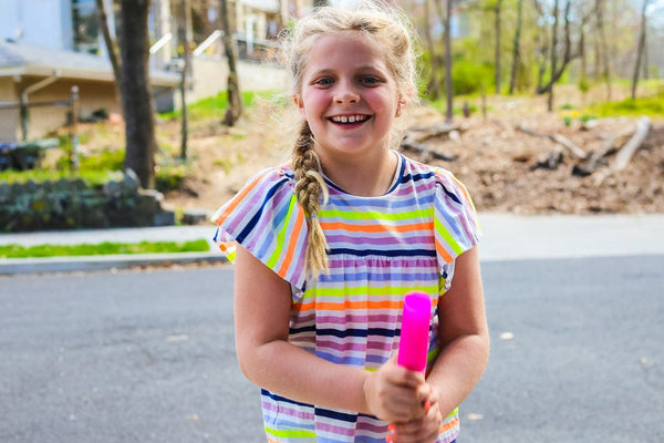 Author and content creator Rebecca Green shows how to create your own sidewalk chalk mural. Sidewalk art is a fun and creative way to make art and is the perfect family outdoor activity. Learn more!
